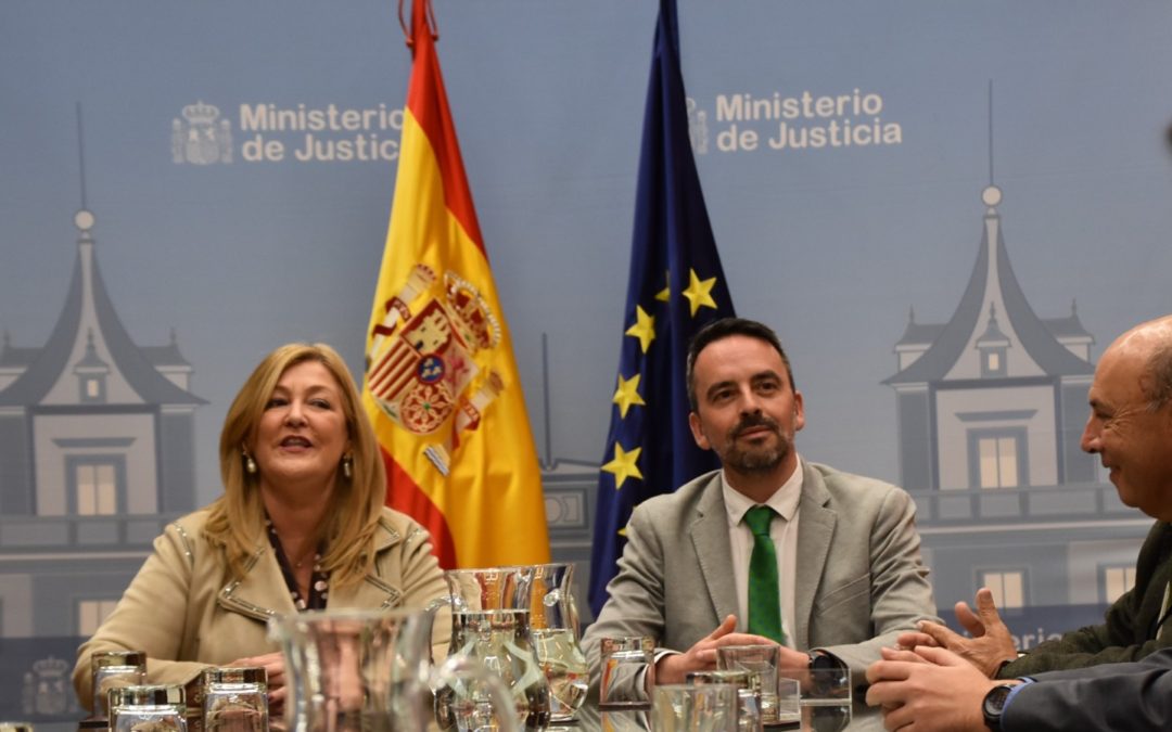 Los LAJ y el Ministerio de Justicia firman un acuerdo que pone fin a la huelga